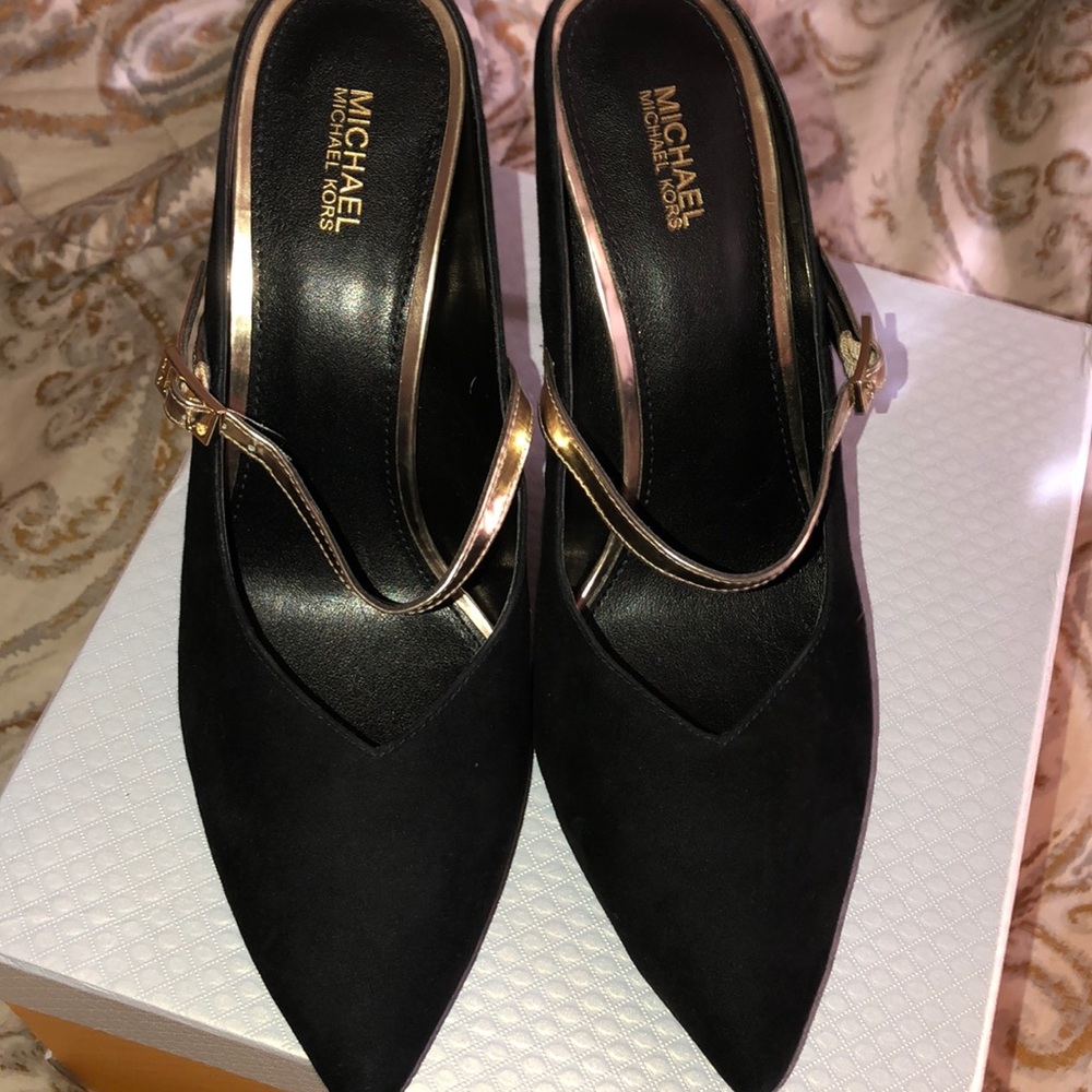 New Michael Kors slip on heels black suede